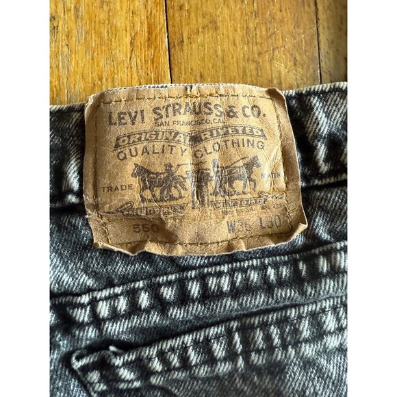 Vintage Acid Wash Denim Jeans 90s Style High Waist Relaxed Fit Unisex Retro Cool - Picture 9 of 13